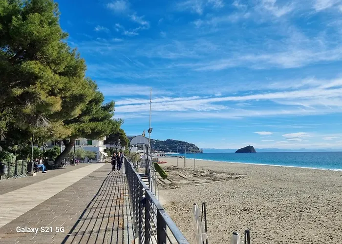 Apartmán La Mansarda Di Noi2 Spotorno