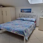 La Mansarda Di Noi2 Apartamento Spotorno