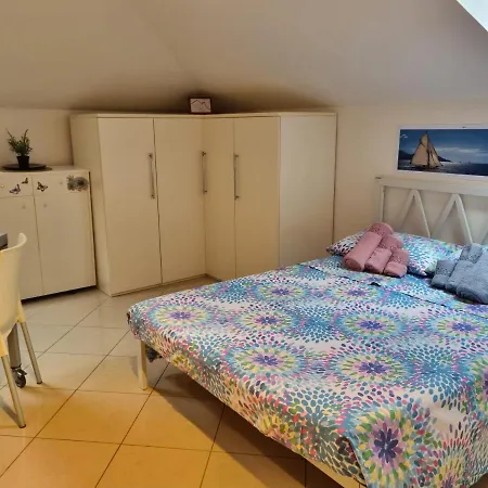 Apartment La Mansarda Di Noi2 Spotorno